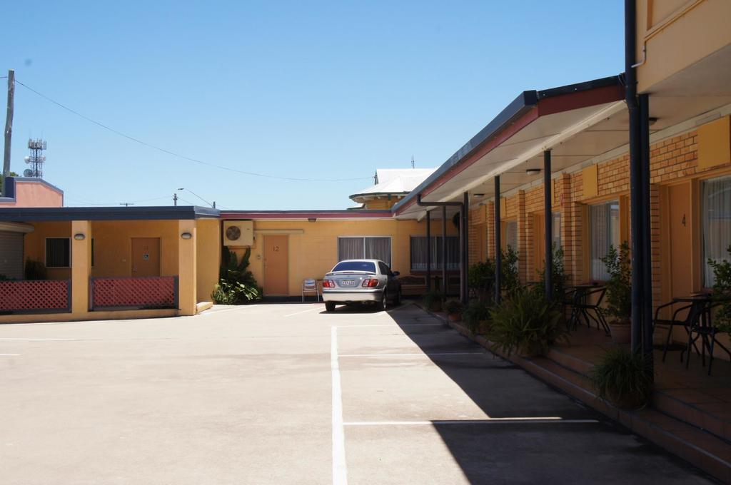 Ayrline Motel エクステリア 写真